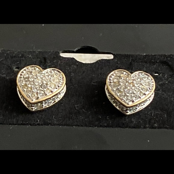 SWAROVSKI Signed Gold Tone Pavel Crystal Heart Earrings - Picture 13 of 15